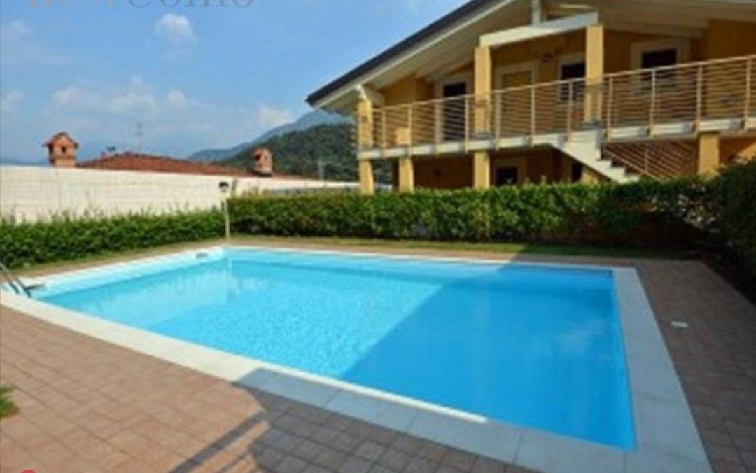 Attico With Swimming Pool Lägenhet Lenno Exteriör bild
